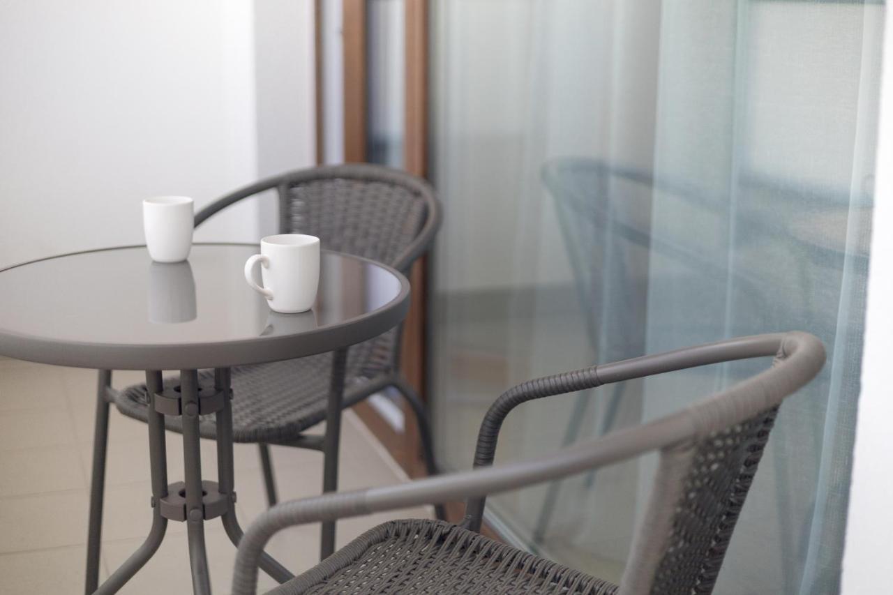 Metro Targowek Homely Apartment Warschau Exterior foto